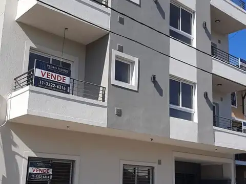 EXCELENTE 2 AMB A ESTRENAR CON ASCENSOR. ESCUCHA OFERTA.
