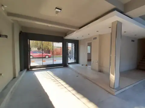 MIRO 2600, Piso 2