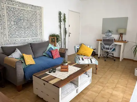 VENTA DEPARTAMENTO 2 AMBIENTES  V.CRESPO LUMINOSO