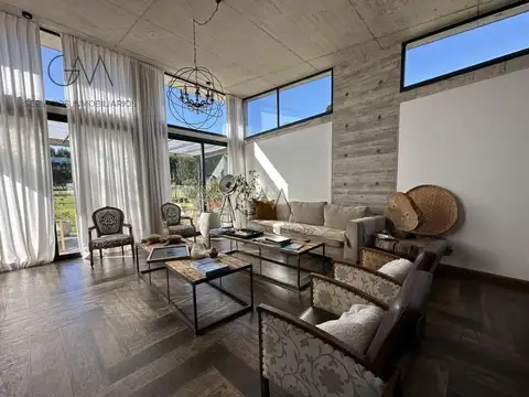 Casa en Alquiler Temporal en Rumenco, USD 500
