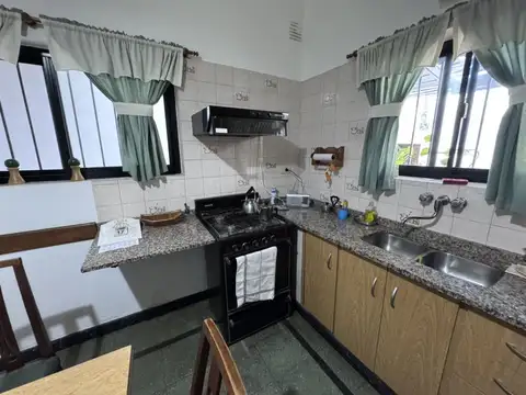 Venta 2 Casas de 2 plantas con ingresos independientes barrio Belgrano Rosario