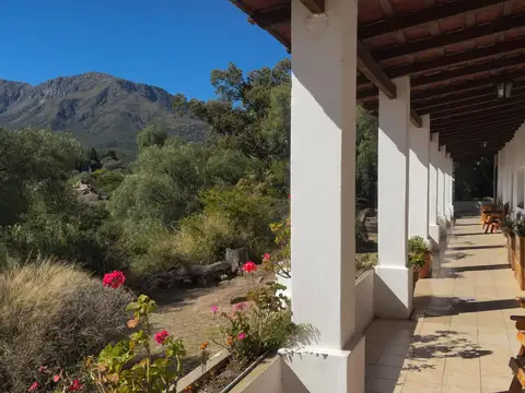 Hotel en Venta en Capilla del Monte, USD 1.300.000