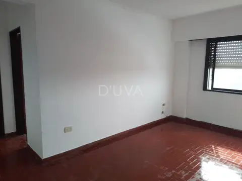 Departamento en Alquiler en Plaza España, $ 450.000