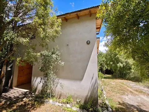 Casa 8 ambientes con 4 baños