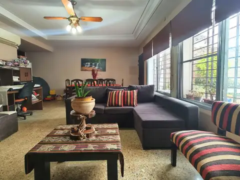 Casa 4 amb en venta - Haedo - Terraza y cocheras