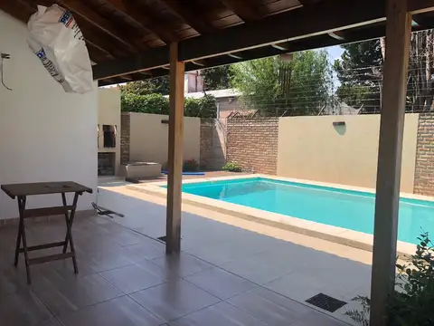 Casa en Venta en Quilmes Oeste, USD 280.000