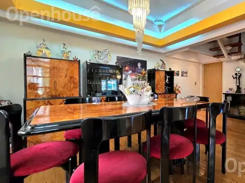 Depto Tipo Casa en Venta de 5 dormitorios