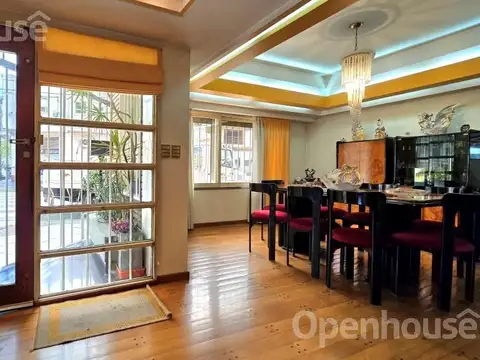 Depto Tipo Casa en Venta de 5 dormitorios