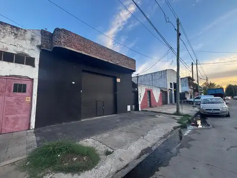 GALPON bien ubicado 70m2 cub, ideal Emprendedores