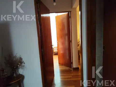 Casa con 4 dormitorios en alquiler, City Bell