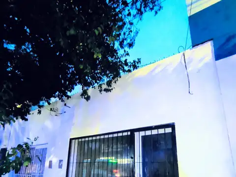 Local en Alquiler en Tiro Suizo, $ 590.000