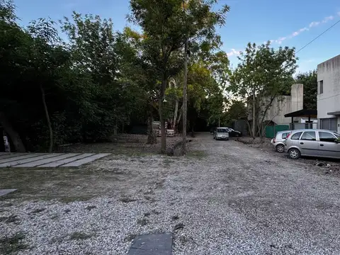 Terreno en Venta 30  mts Fondo