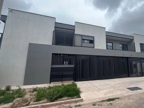 DEPARTAMENTO EN VENTA P.B  COMPLEJO TERRUAR LUJAN