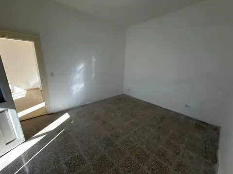Depto Tipo Casa 3 ambientes con 1 baño