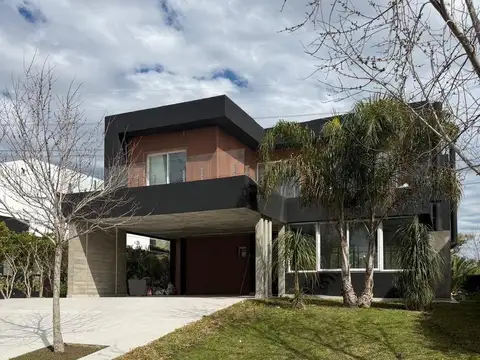 Venta casa a estrenar 7 ambientes c/ piscina - Barrio Las Tipas - Nordelta , Tigre