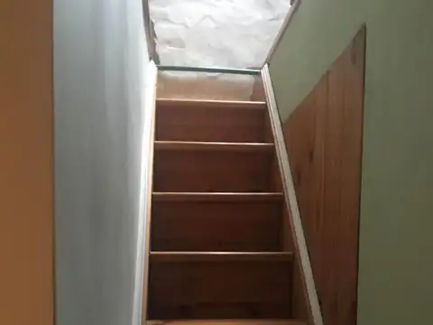 VENTA CHALET CASTELAR NORTE TRES AMBIENTES