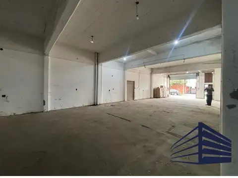 DEPÓSITO INDUSTRIAL EN ALQUILER - VILLA LYNCH