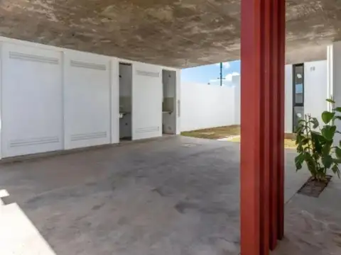 Venta de CASA tres dormitorios, Joaquin Gorina, La Plata