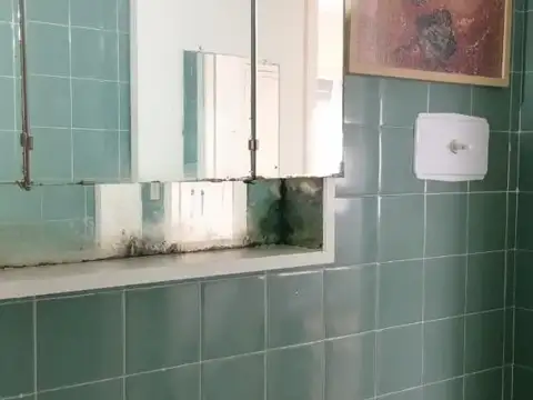 Luminoso con cocina separada en excepcional ubicacion