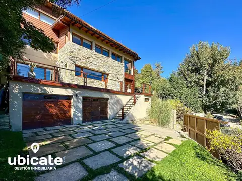 Casa de categoria en San Carlos De Bariloche entre rutas Km 7