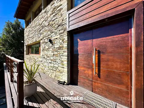 Casa 7 ambientes con 3 baños