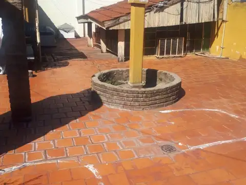 VENDE CASA LOTE PROPIO  EN MATADEROS