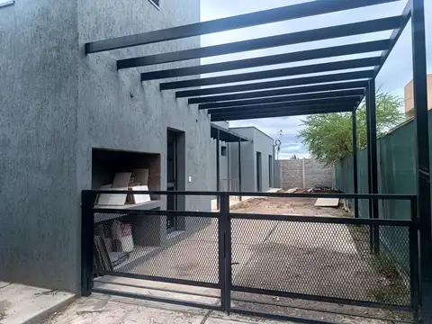 Casa en Venta en Lujan de Cuyo, USD 185.000