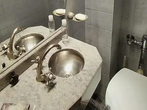 Departamento 4 ambientes con 2 baños