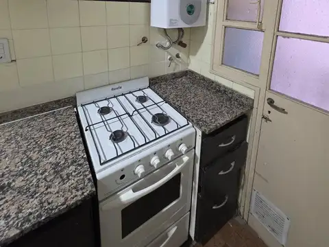 Departamento 3 ambientes con 1 baño