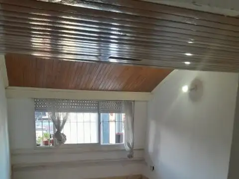 Alquiler ph 2 ambientes, lomas de Zamora