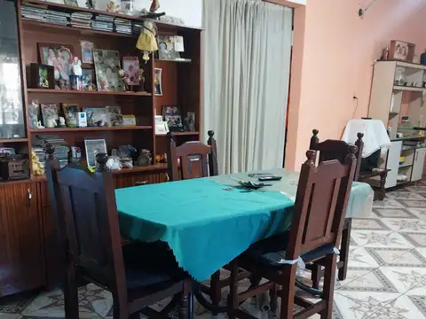 VENTA CASA 3 AMBIENTES GONZALEZ CATAN