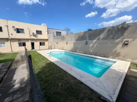 EN VENTA DEPARTAMENTO DOS AMBIENTES MORENO SUR