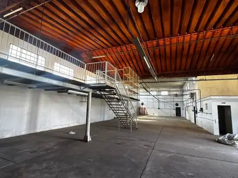 Galpon en Venta 33 años