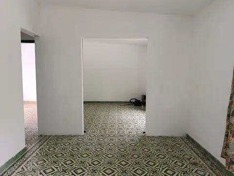 Casa 3 ambientes con 1 baño