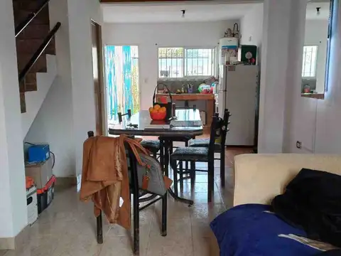 515 e/ 211 y 212 100