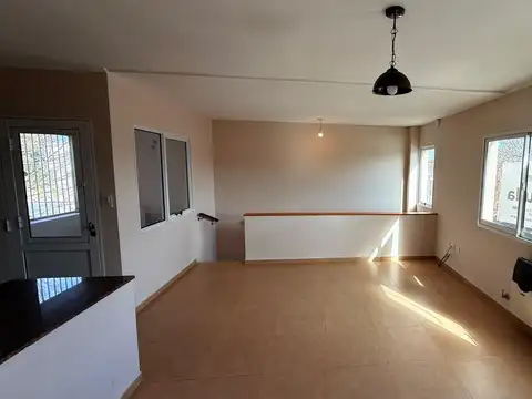 Departamento en Alquiler en Fatima, $ 450.000