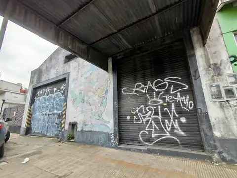 Calle José María Paz 700