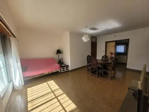 PH 3 ambientes con patio y terraza