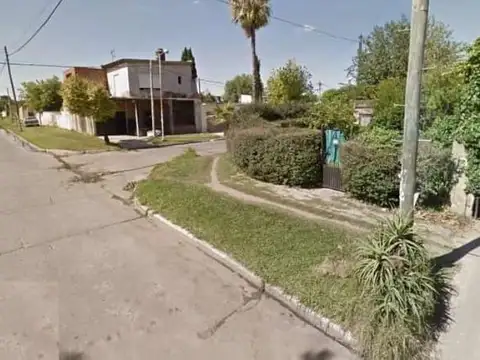 LOTE DE 252 M2 - Salerno al 200