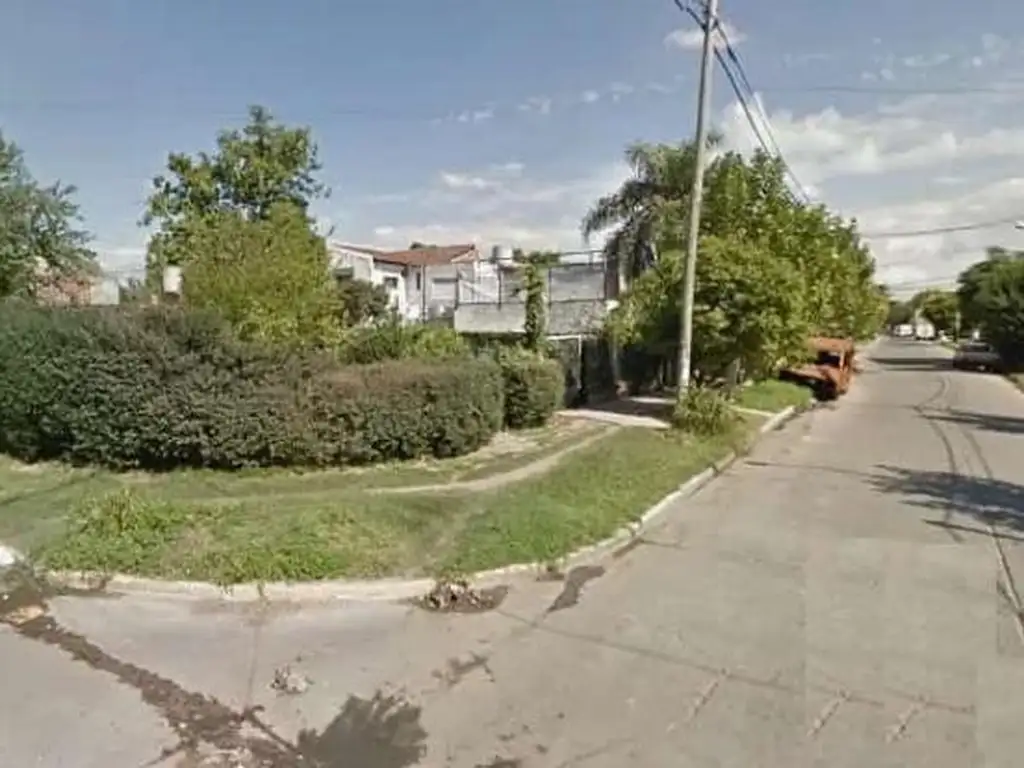 LOTE DE 252 M2 - Salerno al 200