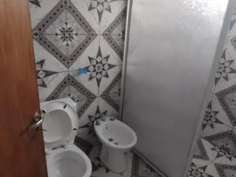 Casa 3 ambientes con 2 baños