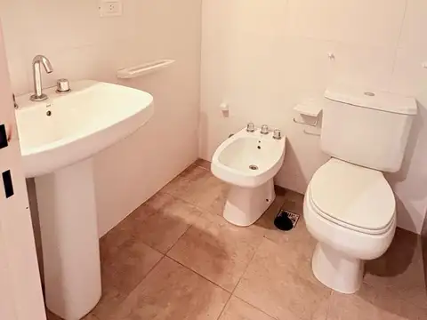 CONDOMINIO PALOS VERDES 2 DORMITORIOS CON COCHERA
