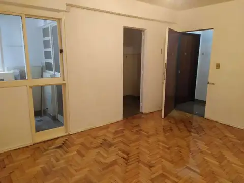 2 Ambientes en excelente ubicación.