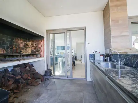 Casa en Alquiler 25 años