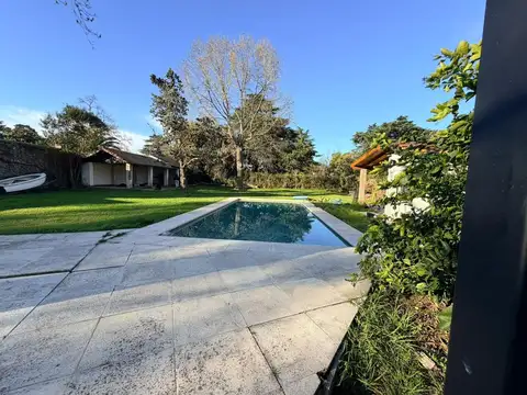 Casa en Alquiler de 3 dormitorios