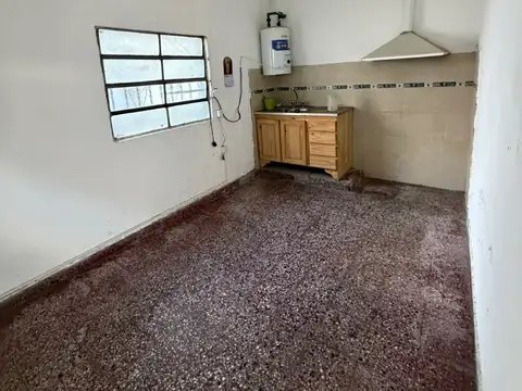 Depto Tipo Casa en Alquiler de 2 ambientes