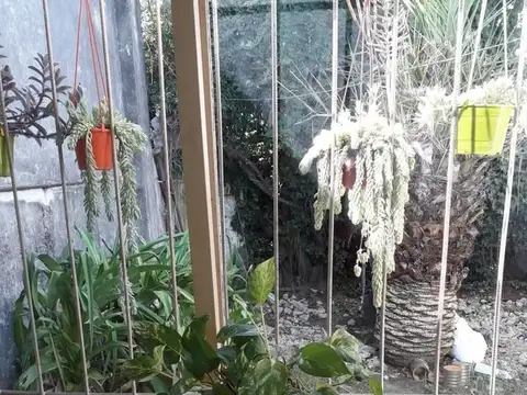 Villa de Mayo ideal inversores casa con local