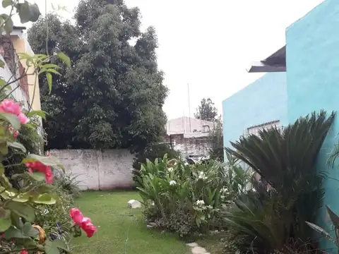 Villa de Mayo ideal inversores casa con local