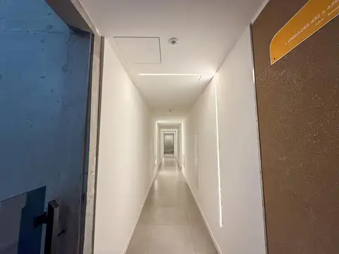 Departamento en Alquiler en Lisandro De La Torre, $ 490.000