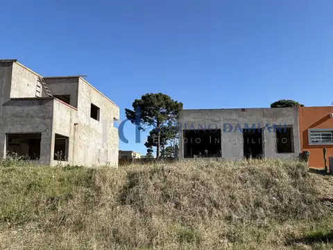 Casa Proyecto 3 Dormitorios en Venta en Pinamar